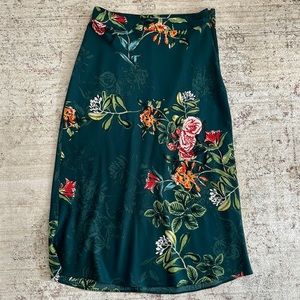 BCBGeneration – Tropical Floral Print Satin Woven Bias Midi Skirt Dark Green